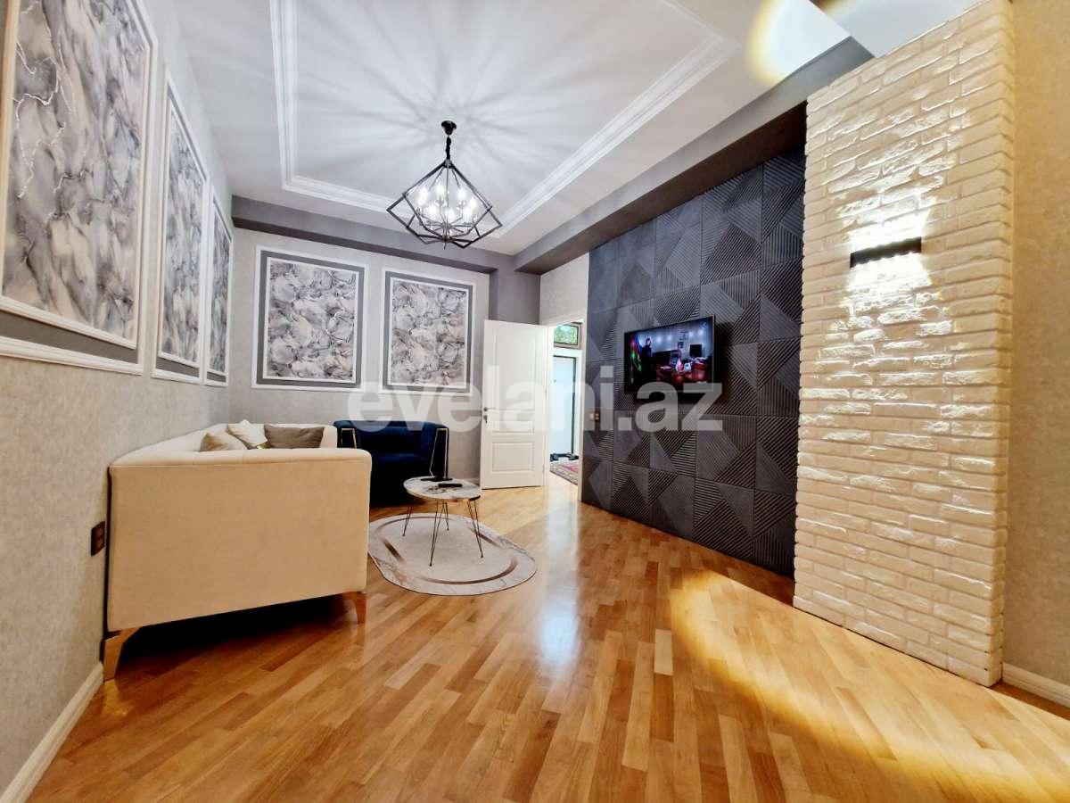 Satılır, yeni tikili, 2 otaqlı, 75 m², Bakı, Nizami r, Qara Qarayev m.
