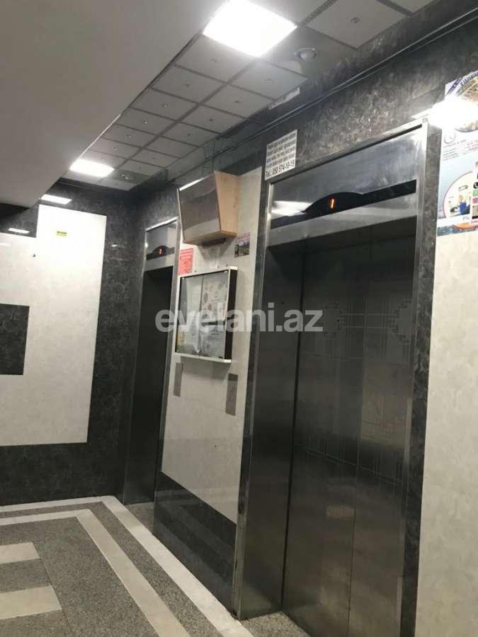 Satılır, yeni tikili, 2 otaqlı, 68 m², Bakı, Binəqədi r, 8-ci mikrorayon q, Azadlıq prospekti m.