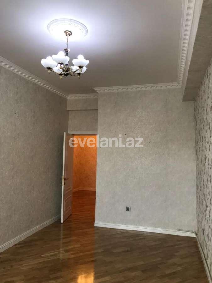 Satılır, yeni tikili, 2 otaqlı, 68 m², Bakı, Binəqədi r, 8-ci mikrorayon q, Azadlıq prospekti m.