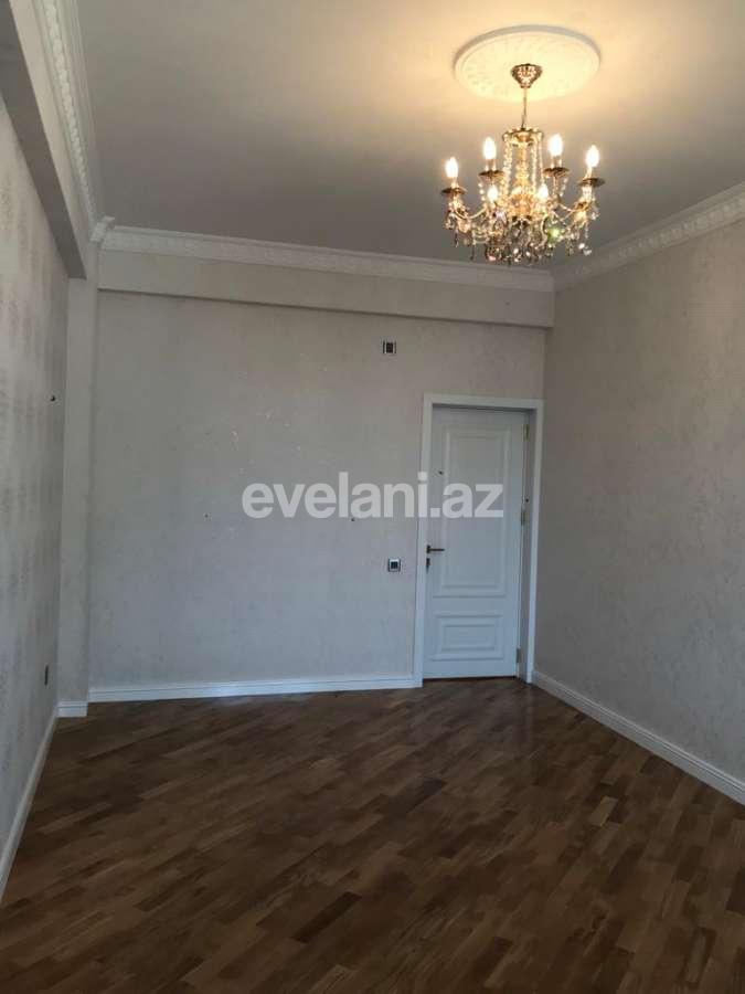 Satılır, yeni tikili, 2 otaqlı, 68 m², Bakı, Binəqədi r, 8-ci mikrorayon q, Azadlıq prospekti m.