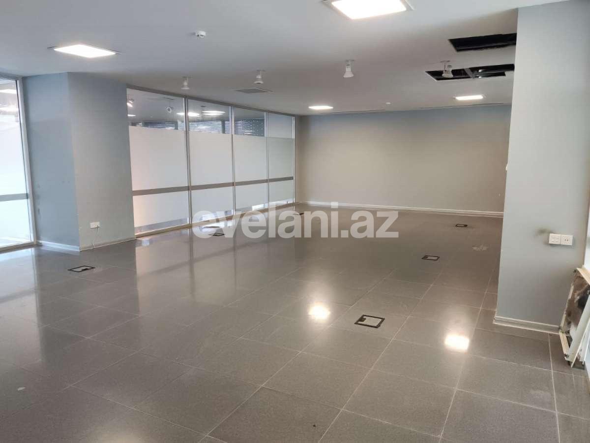 Rent, office, 19 room, 3250 m², Baku, Khatai r, Shah Ismail Khatai m.