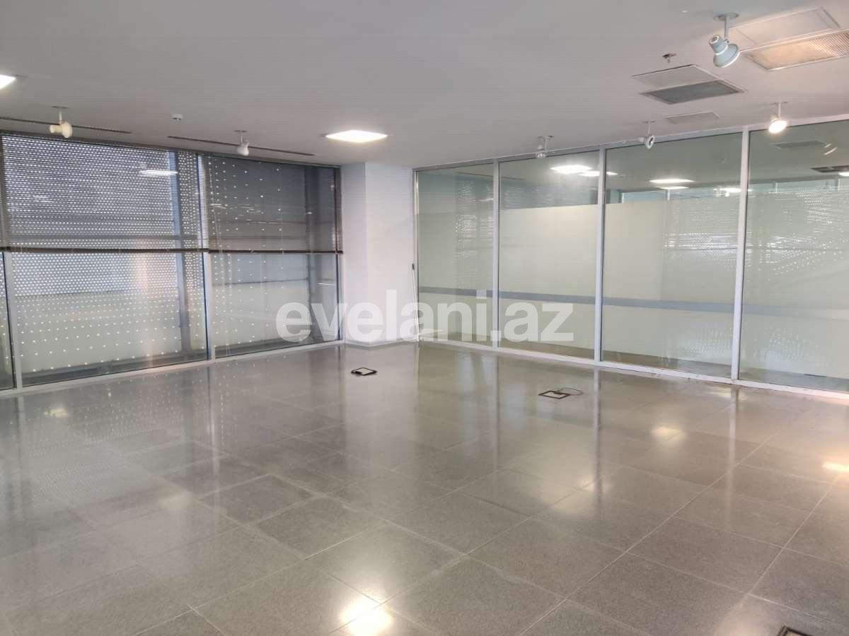 Rent, office, 19 room, 3250 m², Baku, Khatai r, Shah Ismail Khatai m.