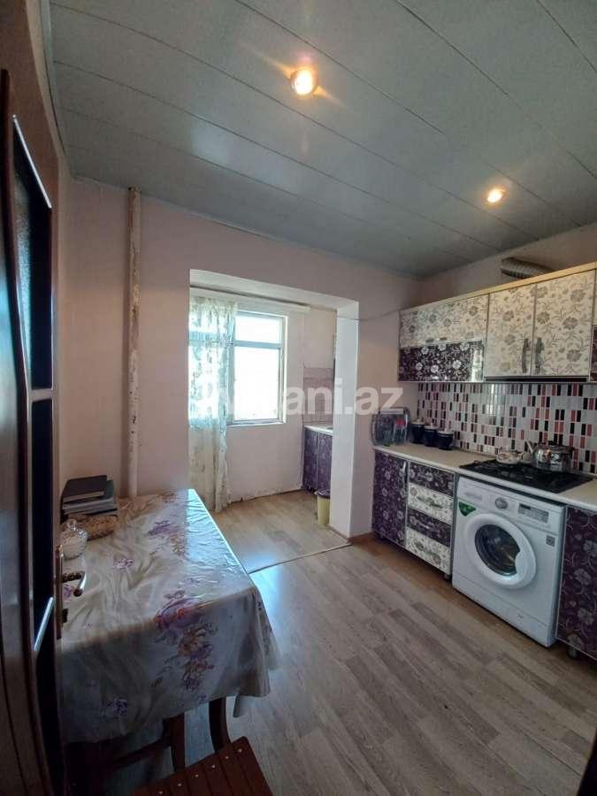 Sale, old building, 3 room, 80 m², Baku, Surakhani r, Gharachukhur d.