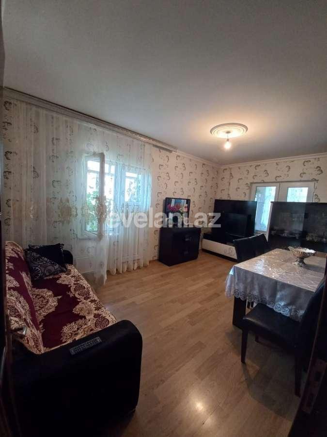 Sale, old building, 3 room, 80 m², Baku, Surakhani r, Gharachukhur d.