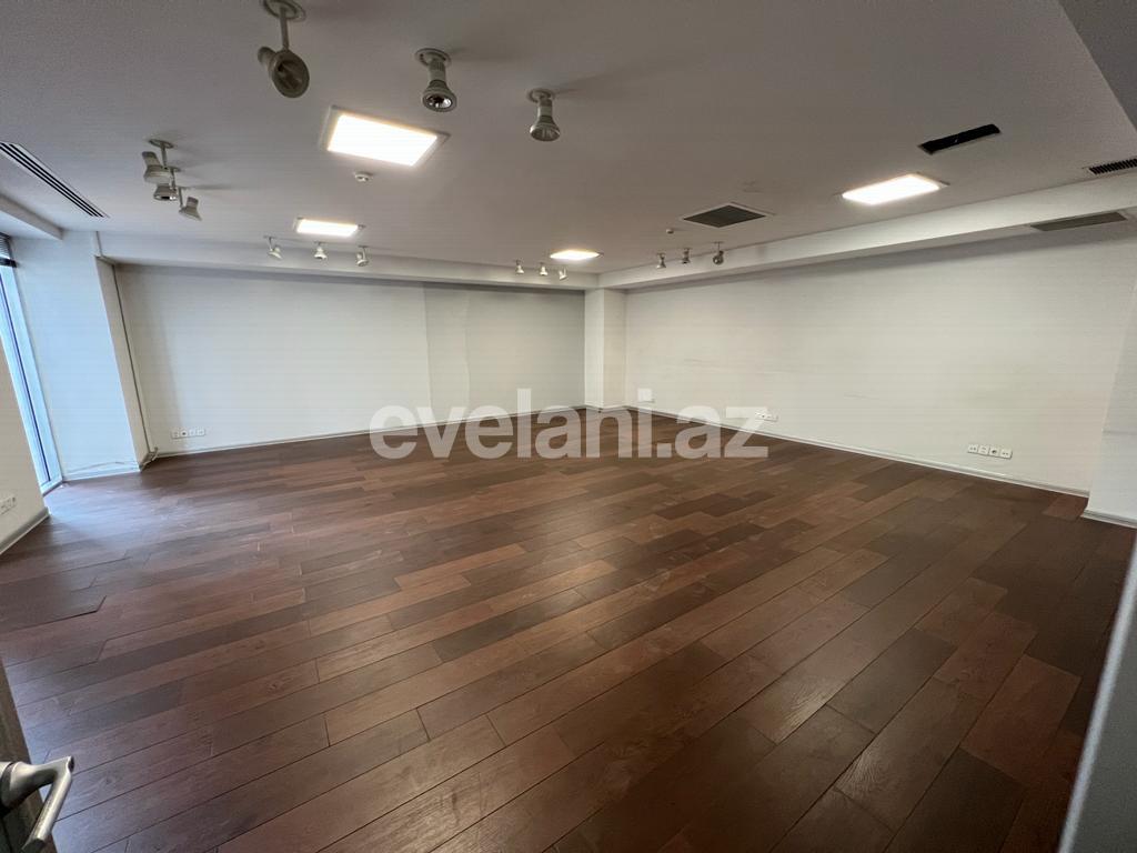 Kirayə verilir, ofis, 30 otaqlı, 3250 m², Bakı, Xətai r, Şah İsmayıl Xətai m.