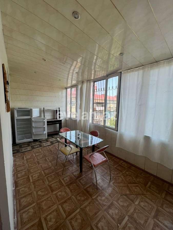 Rent, old building, 2 room, 70 m², Baku, Nizami r, Gara Garayev m.