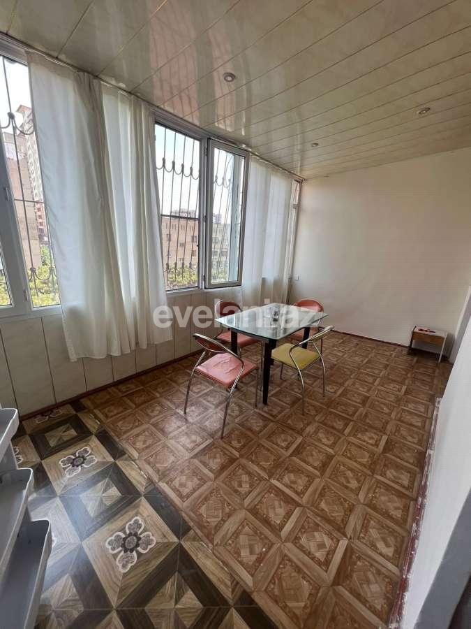 Rent, old building, 2 room, 70 m², Baku, Nizami r, Gara Garayev m.