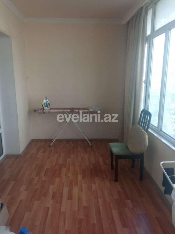 Satılır, köhnə tikili, 3 otaqlı, 100 m², Bakı, Yasamal r, Yasamal q, Elmlər Akademiyası m.