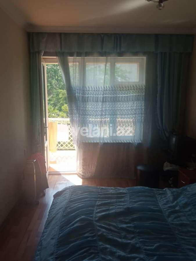 Satılır, köhnə tikili, 3 otaqlı, 100 m², Bakı, Yasamal r, Yasamal q, Elmlər Akademiyası m.