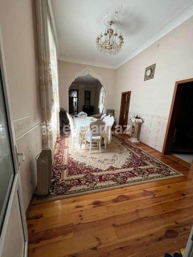 Rent, old building, 6 room, 181 m², Baku, Nasimi r, 28 may m.