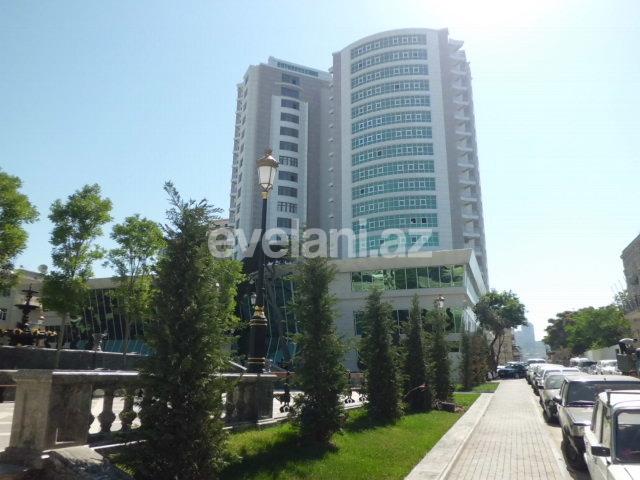 Satılır, köhnə tikili, 4 otaqlı, 264 m², Bakı, Nəsimi r, 28 may m.