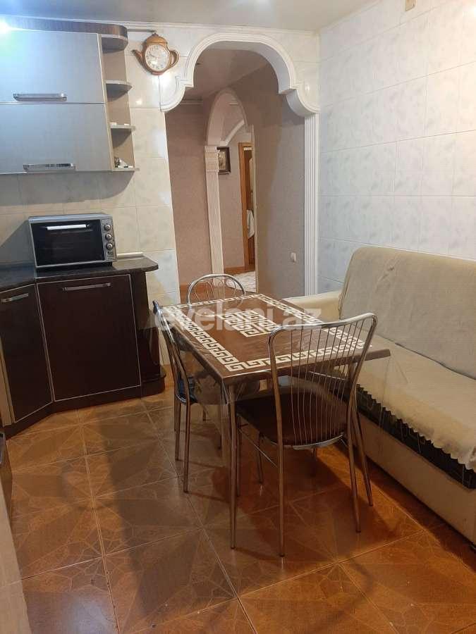 Sale, old building, 3 room, 70 m², Baku, Surakhani r, Gunashli d.