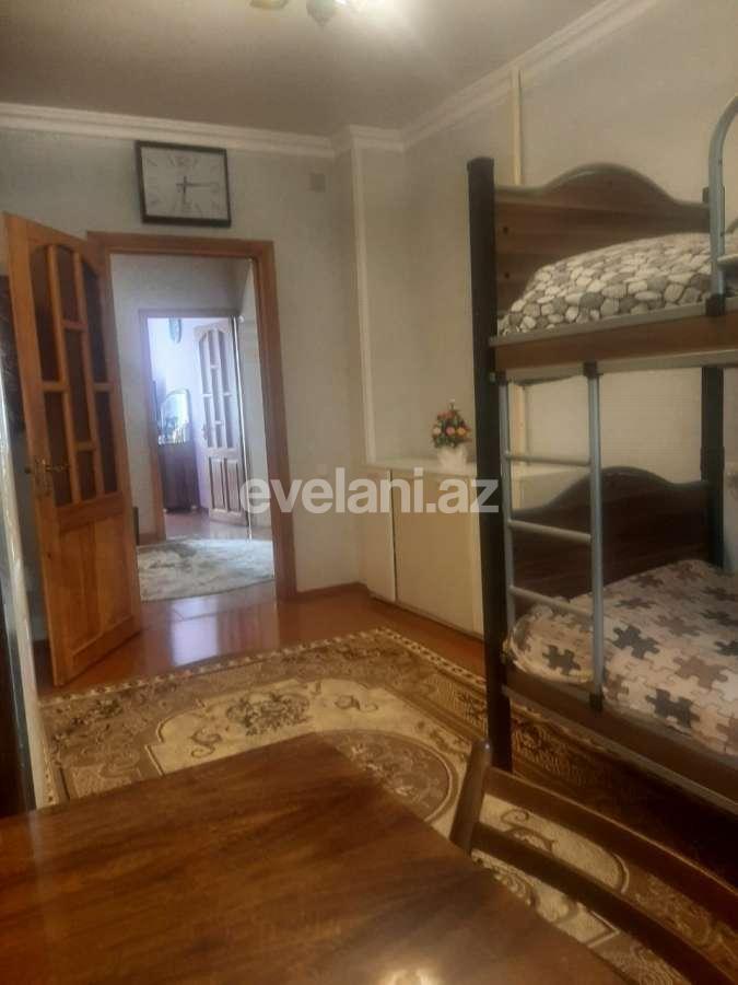 Sale, old building, 3 room, 70 m², Baku, Surakhani r, Gunashli d.