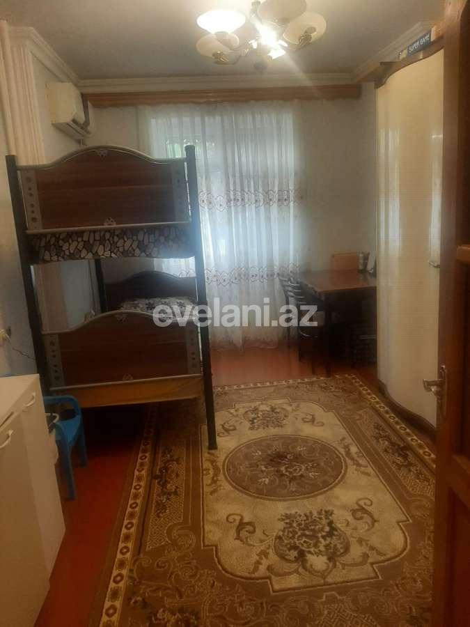 Sale, old building, 3 room, 70 m², Baku, Surakhani r, Gunashli d.