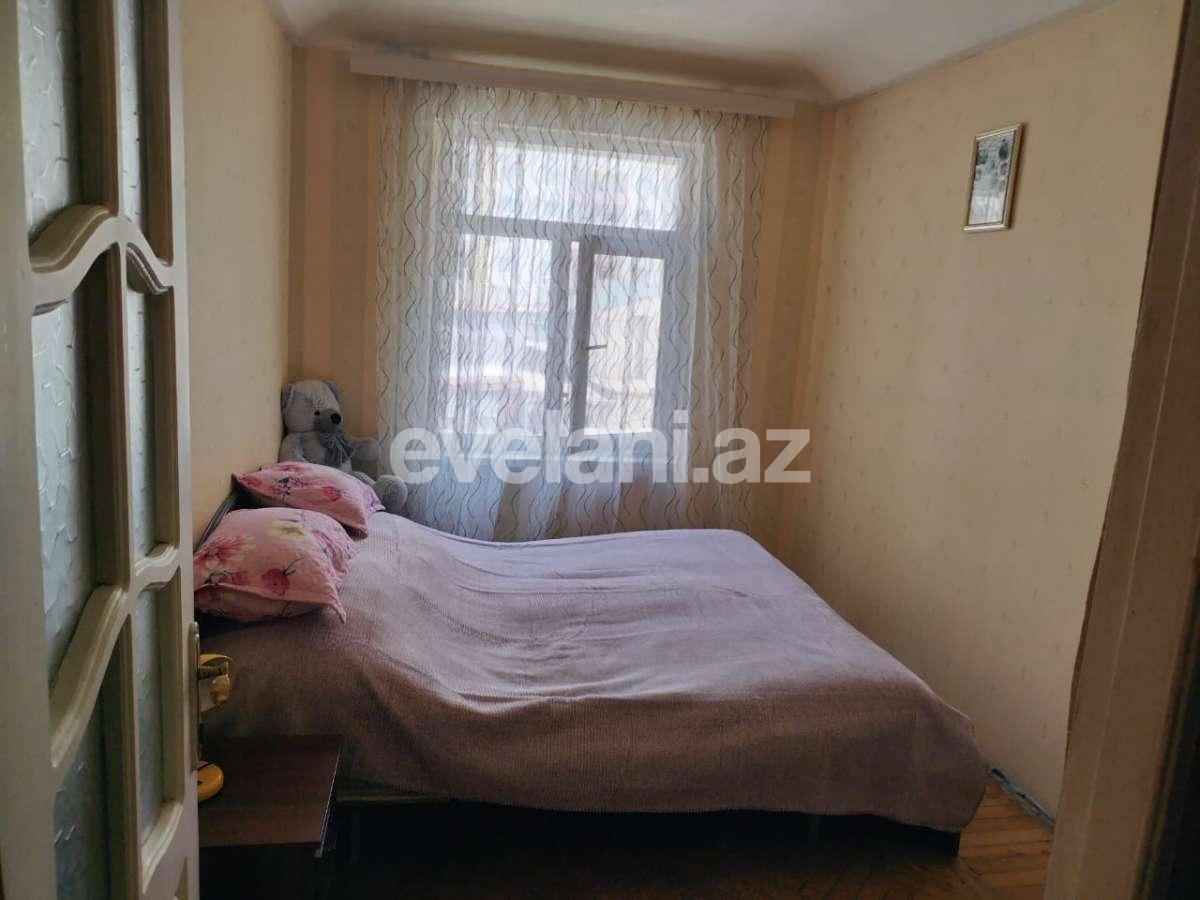 Sale, old building, 3 room, 70 m², Baku, Yasamal r, Nizami m.