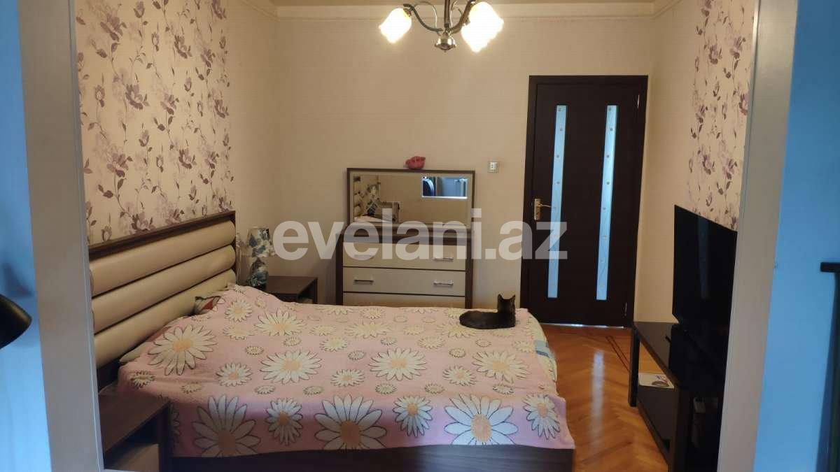 Satılır, köhnə tikili, 5 otaqlı, 120 m², Bakı, Xətai r, Əhmədli q, Əhmədli m.
