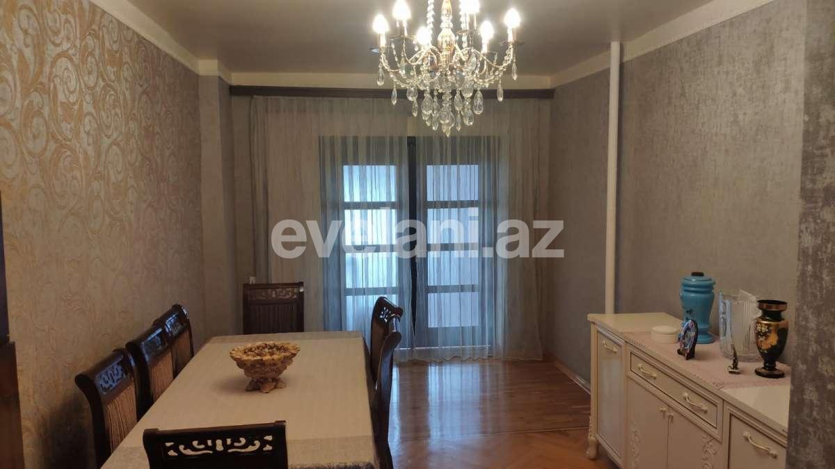 Satılır, köhnə tikili, 5 otaqlı, 120 m², Bakı, Xətai r, Əhmədli q, Əhmədli m.