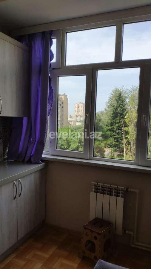 Satılır, köhnə tikili, 5 otaqlı, 120 m², Bakı, Xətai r, Əhmədli q, Əhmədli m.