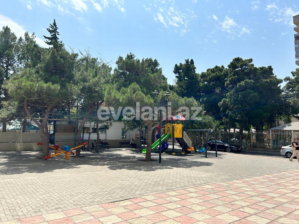 Satılır, yeni tikili, 3 otaqlı, 95 m², Bakı, Binəqədi r, 8-ci mikrorayon q, Azadlıq prospekti m.