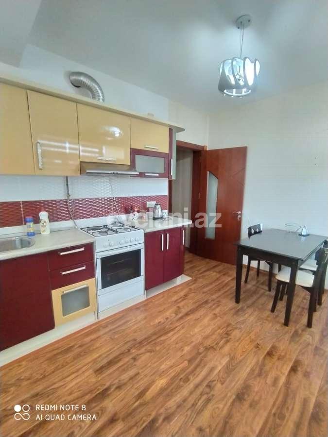 Rent, old building, 2 room, 80 m², Baku, Khatai r, Hazi Aslanov m.