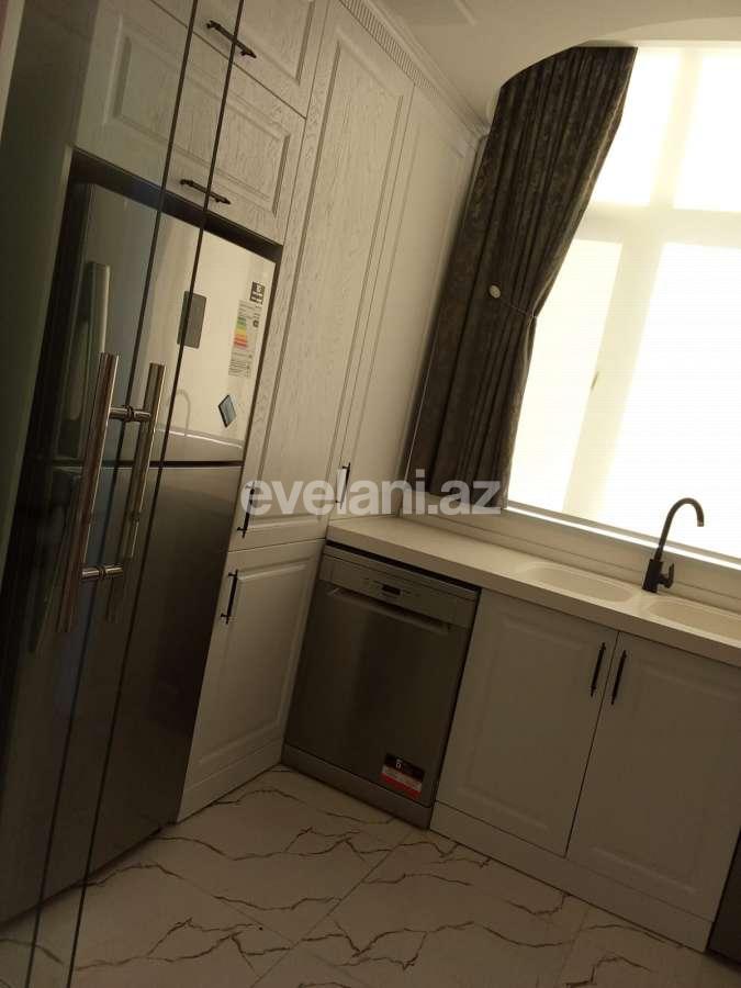 Satılır, yeni tikili, 3 otaqlı, 70 m², Bakı, Səbail r, Badamdar q, Elmlər Akademiyası m.