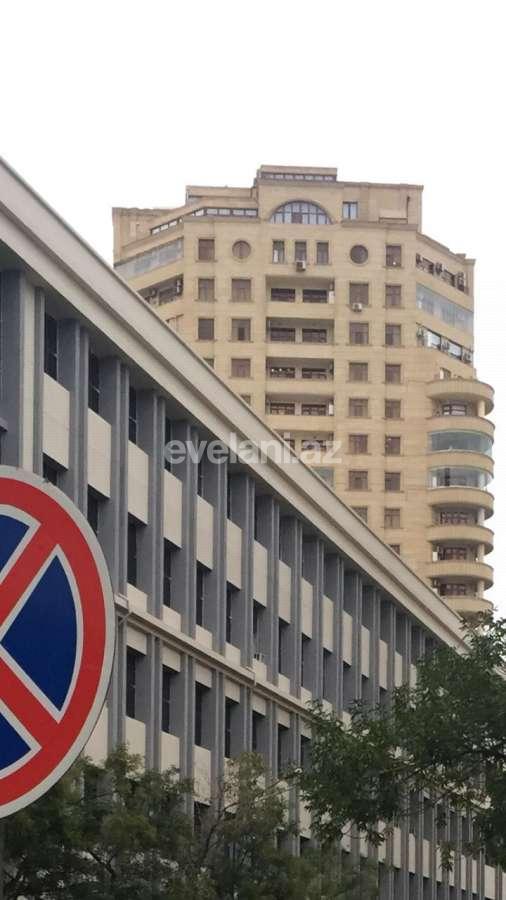 Satılır, yeni tikili, 2 otaqlı, 65 m², Bakı, Nəsimi r, 28 may m.