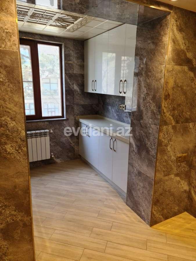 Kirayə verilir, köhnə tikili, 3 otaqlı, 62 m², Bakı, Nərimanov r, Montin q, Nəriman Nərimanov m.
