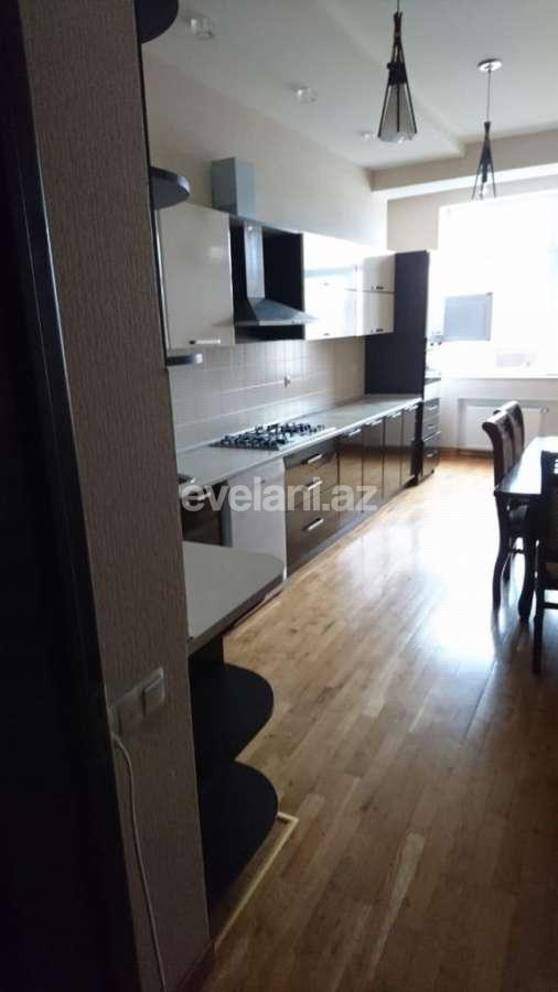 Kirayə verilir, yeni tikili, 4 otaqlı, 200 m², Bakı, Xətai r, Şah İsmayıl Xətai m.
