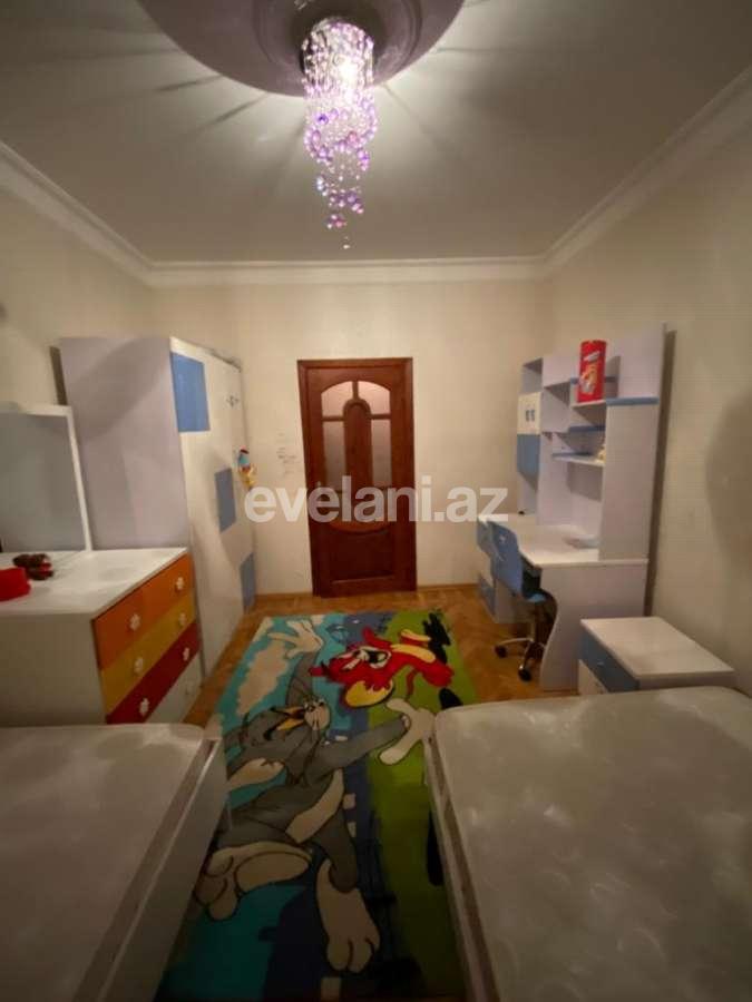 Kirayə verilir, köhnə tikili, 3 otaqlı, 80 m², Bakı, Binəqədi r, 8-ci mikrorayon q, Azadlıq prospekti m.