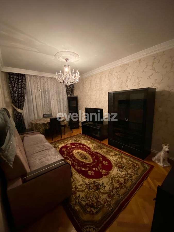 Kirayə verilir, köhnə tikili, 3 otaqlı, 80 m², Bakı, Binəqədi r, 8-ci mikrorayon q, Azadlıq prospekti m.