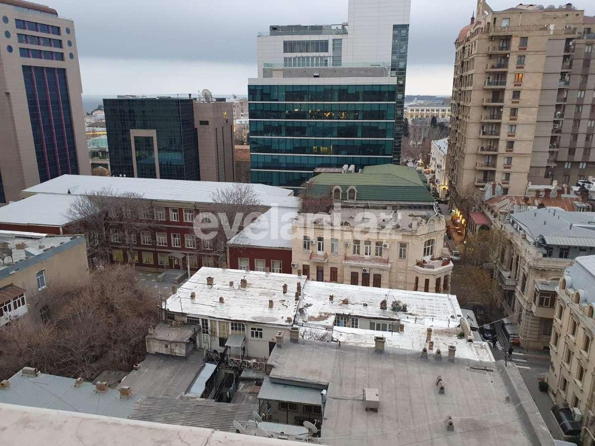 Satılır, yeni tikili, 3 otaqlı, 160 m², Bakı, Səbail r, Sahil m.
