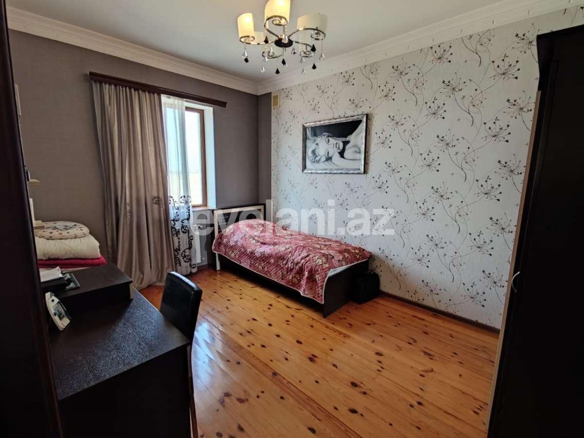 Satılır, həyət evi / bağ, 8 otaqlı, 390 m², Bakı, Səbail r, Badamdar q.
