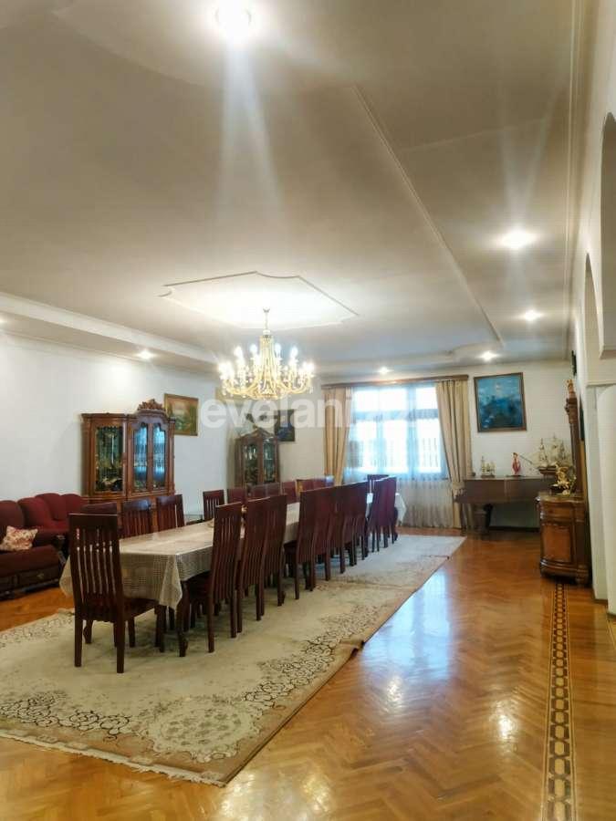 Satılır, villa, 8 otaqlı, 1000 m², Bakı, Səbail r, Badamdar q.