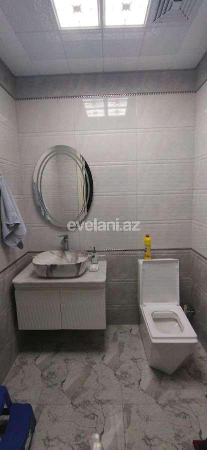 Satılır, yeni tikili, 3 otaqlı, 135 m², Bakı, Binəqədi r, 8-ci mikrorayon q, Azadlıq prospekti m.