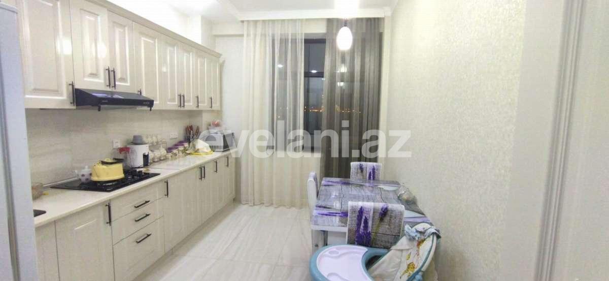 Satılır, yeni tikili, 3 otaqlı, 135 m², Bakı, Binəqədi r, 8-ci mikrorayon q, Azadlıq prospekti m.