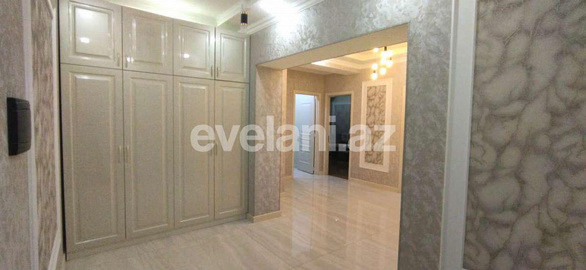Satılır, yeni tikili, 3 otaqlı, 135 m², Bakı, Binəqədi r, 8-ci mikrorayon q, Azadlıq prospekti m.
