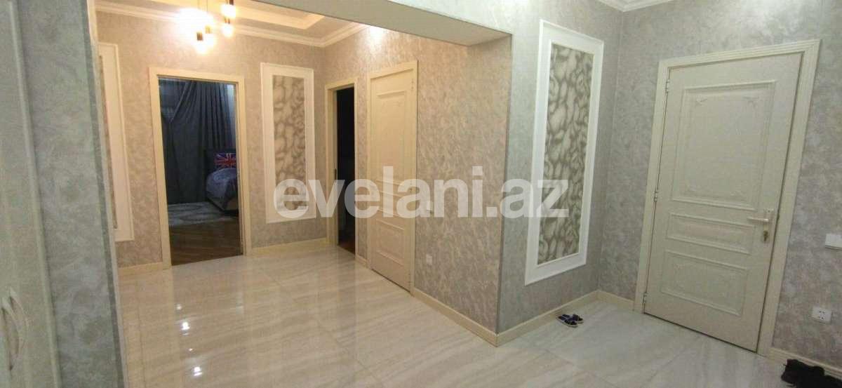 Satılır, yeni tikili, 3 otaqlı, 135 m², Bakı, Binəqədi r, 8-ci mikrorayon q, Azadlıq prospekti m.