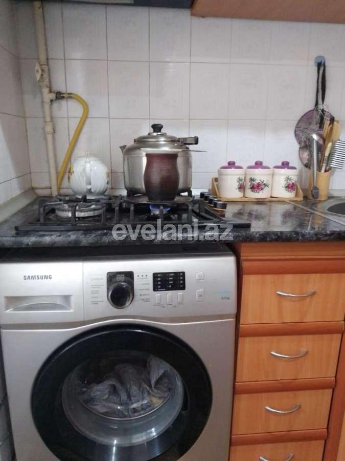 Satılır, köhnə tikili, 3 otaqlı, 70 m², Bakı, Səbail r, Badamdar q.