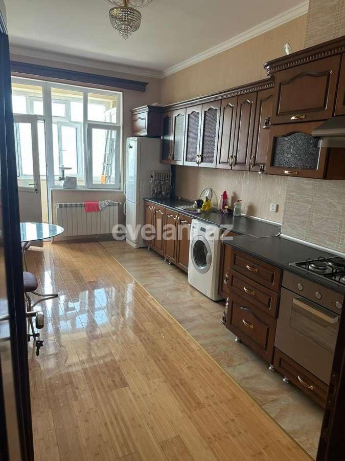 Kirayə verilir, yeni tikili, 3 otaqlı, 130 m², Bakı, Binəqədi r, 9-cu mikrorayon q.