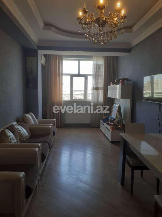 Satılır, yeni tikili, 2 otaqlı, 62 m², Bakı, Binəqədi r, 8-ci mikrorayon q, Azadlıq prospekti m.