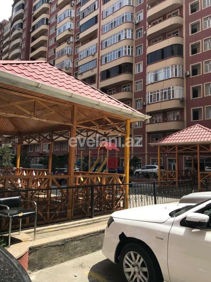 Satılır, yeni tikili, 2 otaqlı, 62 m², Bakı, Binəqədi r, 8-ci mikrorayon q, Azadlıq prospekti m.