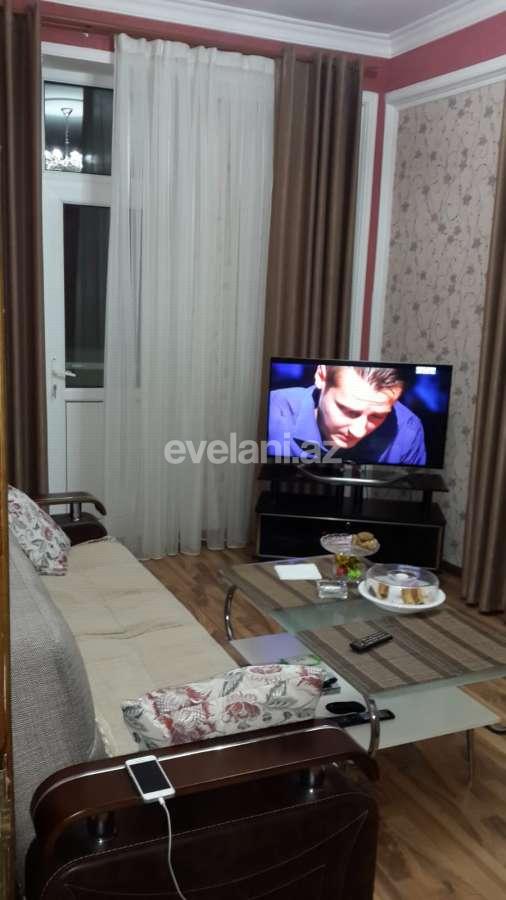 Kirayə verilir, yeni tikili, 2 otaqlı, 70 m², Bakı, Binəqədi r, Memar Əcəmi m.