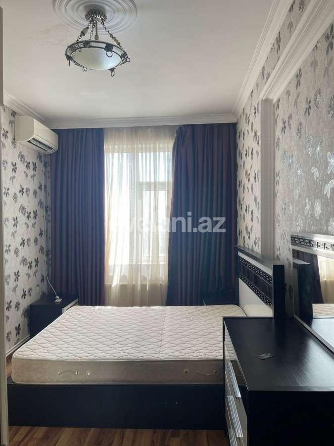 Kirayə verilir, yeni tikili, 2 otaqlı, 70 m², Bakı, Binəqədi r, Memar Əcəmi m.