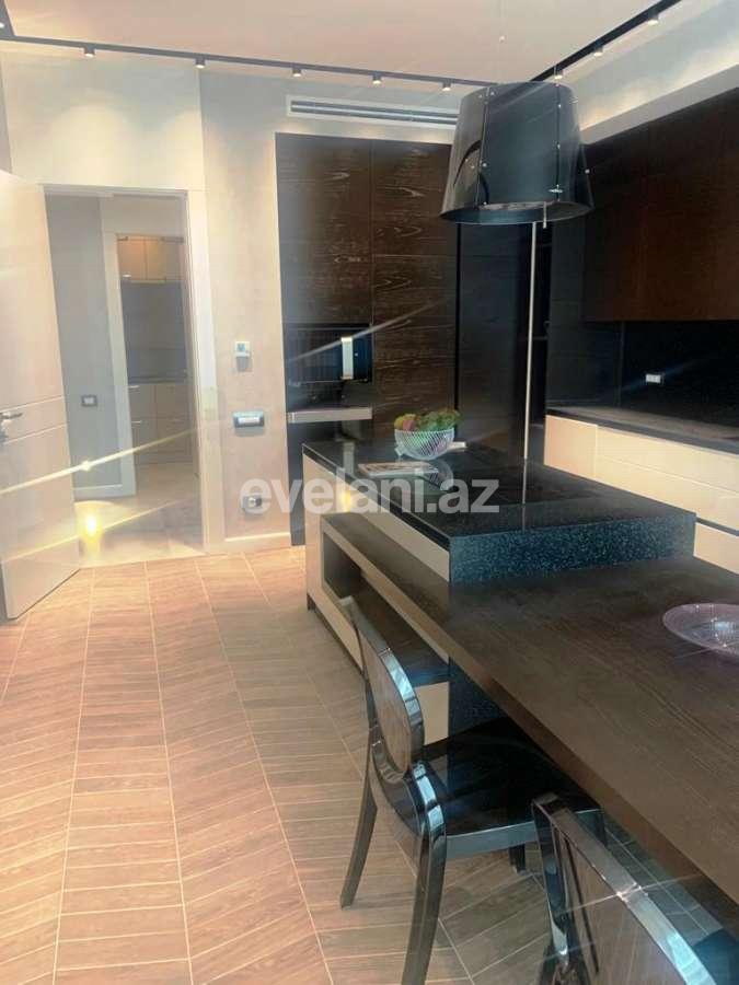 Satılır, yeni tikili, 5 otaqlı, 302 m², Bakı, Yasamal r, Yasamal q, Elmlər Akademiyası m.