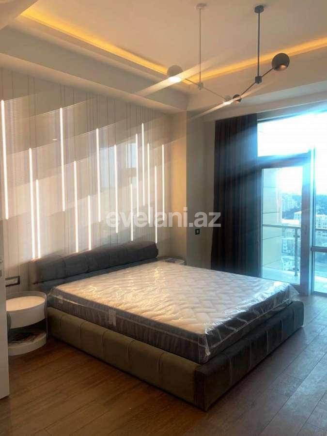 Satılır, yeni tikili, 5 otaqlı, 302 m², Bakı, Yasamal r, Yasamal q, Elmlər Akademiyası m.