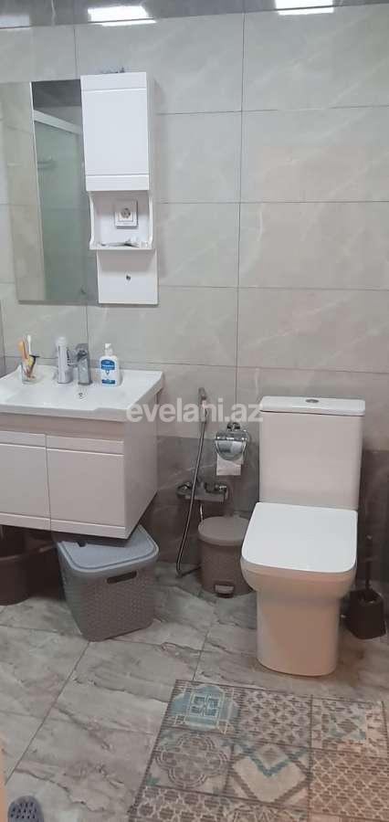 Kirayə verilir, köhnə tikili, 2 otaqlı, 50 m², Bakı, Nəsimi r, 4-cü mikrorayon q, Memar Əcəmi m.
