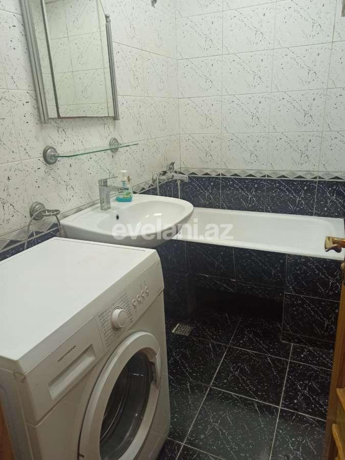 Kirayə verilir, köhnə tikili, 4 otaqlı, 90 m², Bakı, Binəqədi r, 8-ci mikrorayon q, Azadlıq prospekti m.