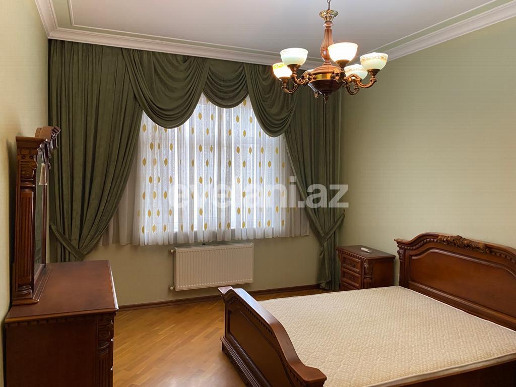 Kirayə verilir, yeni tikili, 4 otaqlı, 200 m², Bakı, Binəqədi r, 8-ci mikrorayon q, Azadlıq prospekti m.