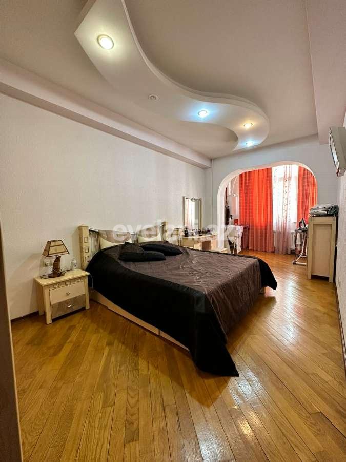 Satılır, yeni tikili, 3 otaqlı, 90 m², Bakı, Nəsimi r, 8 Noyabr m.