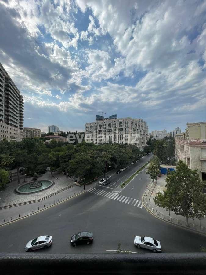 Сдаётся, вторичка, 3-комнаты, 83 m², Баку, Ясамальский r, Низами m.